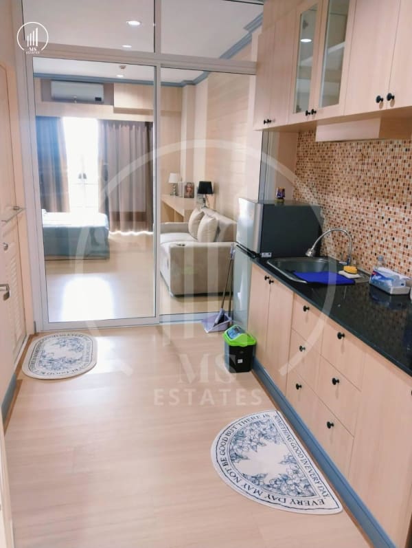 Main image of The Green Places Condominium - CRMP2676