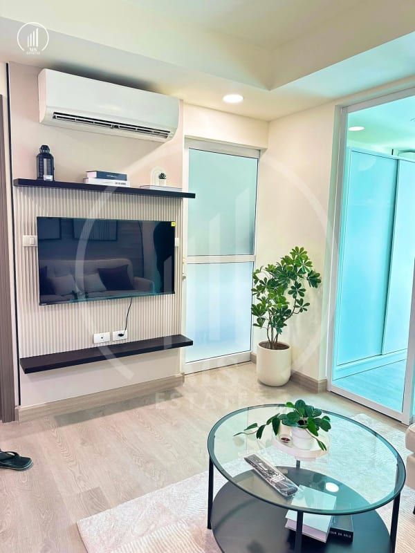 Image of The Royal Place Condominium  - CRMP3236