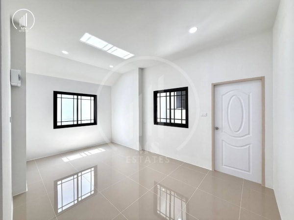 Main image of Phanason Parkville 3 - HSTL2270