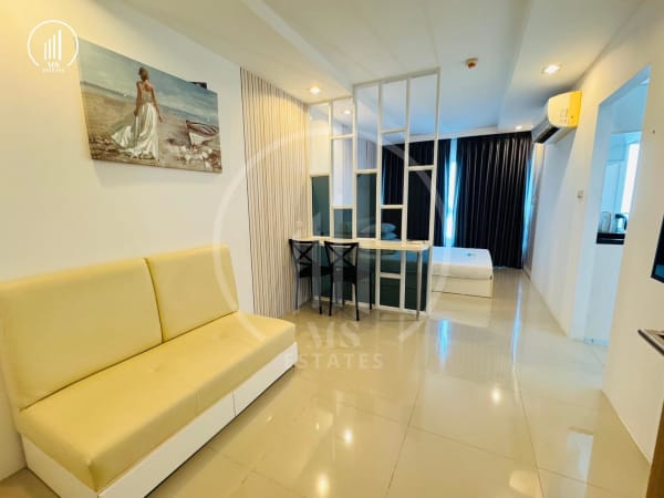 Main image of  The Royal Place - CSMP2345