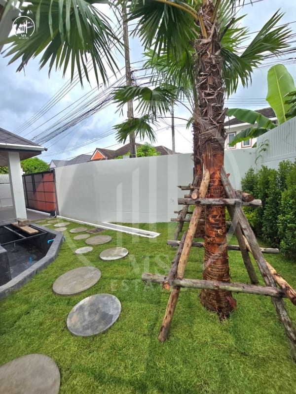 Main image of Stunning Two-Story Detached House - VSCL2044