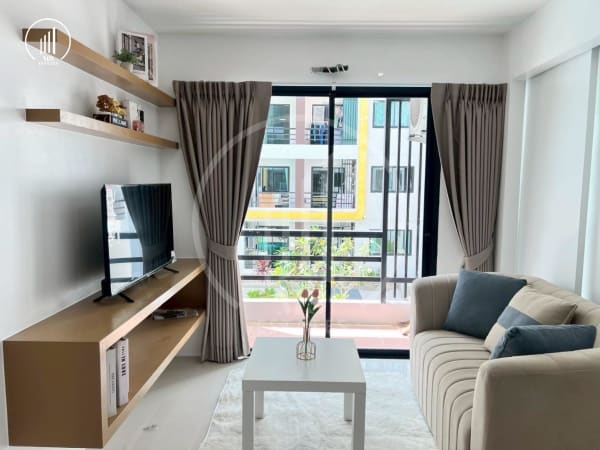 Image of Ratchaporn Place - CRKT2759