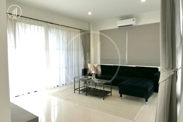 Image of Crown Estate - HRKK3122