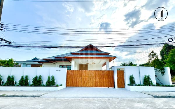 Main image of Ma Nee Kram Pool Villa  - VRCL1351