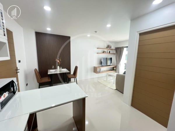 Image of Ratchaporn Place - CRKT2759