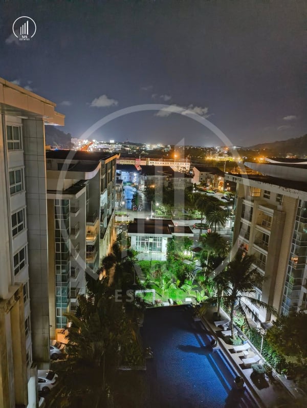 Image of The Royal Place Condominium - CRMP2928