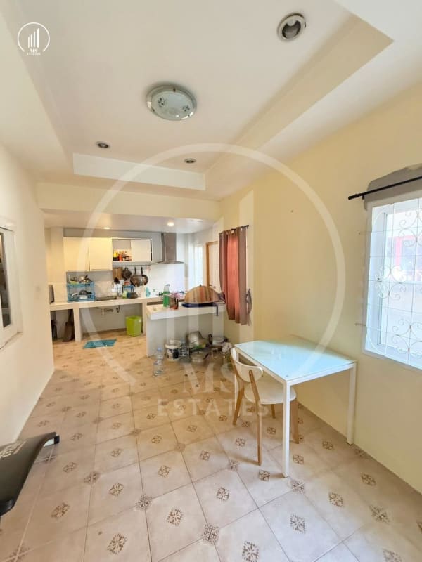 Main image of Charoensuk - HSKK2080