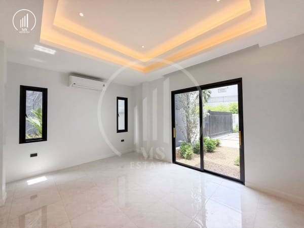 Image of Luxury Pool Villa at Songkhun Nabon - VSCL3245