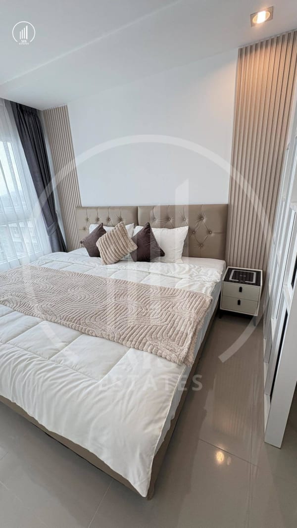 Image of The Royal Place Condominium - CRMP2928