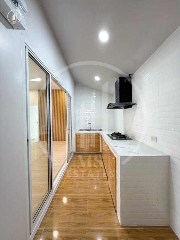 Main image of Panason Parkville 3  - HSTL2302