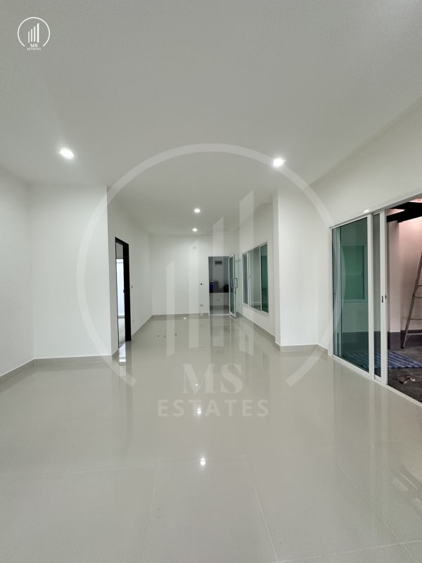 Image of The Happy Place - HSTL1670