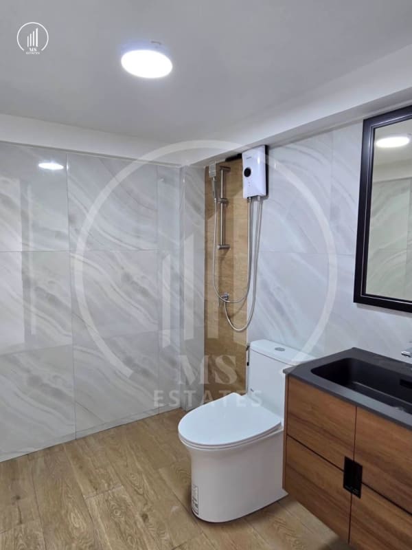 Main image of House for Sale in Soi Kiatisin 1 - HSMP1875