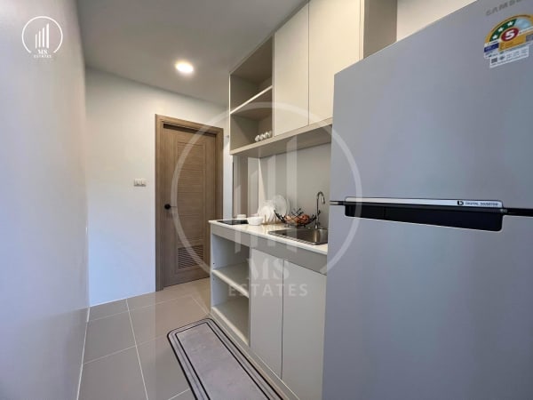 Main image of Royal Place Condominium - CSMP2250