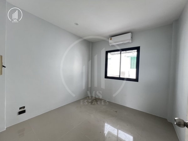 Image of Spacious Twin House in Chaofa Garden Home 3 - HSKK1689