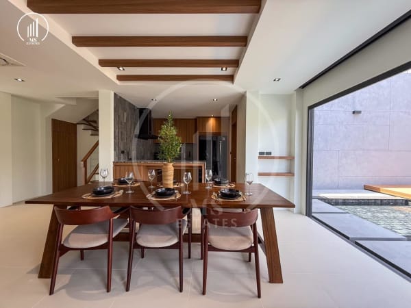 Image of Newly completed pool villa - VRCL2328
