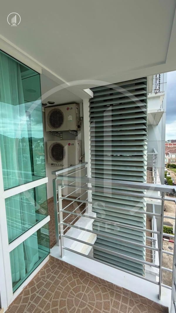 Image of The Royal Place Condominium  - CRMP3236