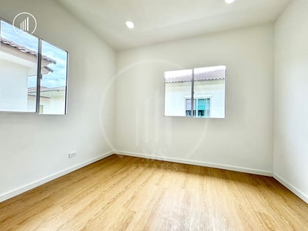 Main image of Passorn Kathu Village  - HSKT1417