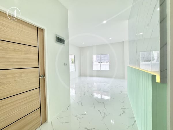 Image of Garden Place Village - HSTL1696