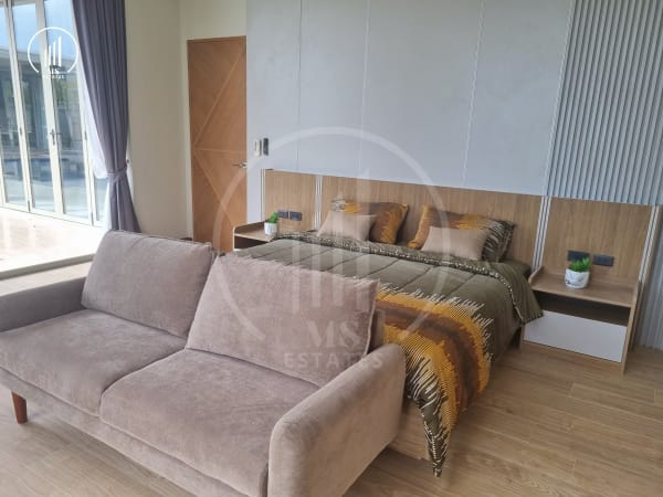 Image of Alisha Forest Thalang - VSTL1603