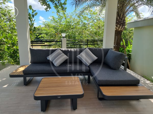 Image of Alisha Forest Thalang - VSTL1603