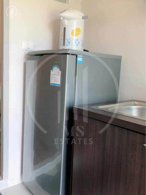 Image of D Condo Creek - CRKT1744