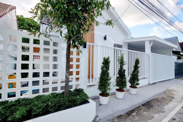 Main image of Tinwuthit 3 village - HSCL2113