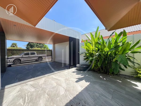 Main image of Pool villa in the heart of Rawai - VSRW2237