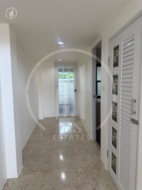 Main image of Modern Half-Story Townhouse  - HSPK2766