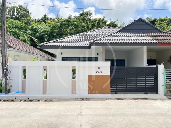Image of Single-Story Semi-Detached House for Sale - HSCL2714