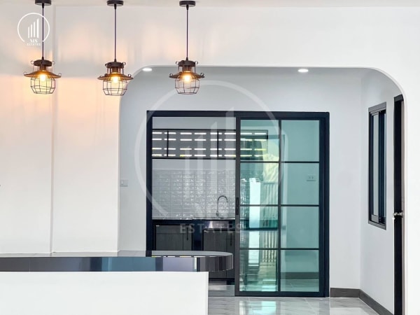 Main image of Two-story townhouse for sale  - HSTL2261