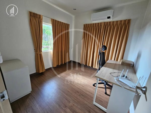 Image of Habitial Koh Kaew - HRKK2743
