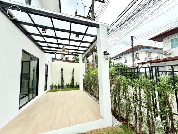 Main image of Land & House, Chalong - HSCL1918