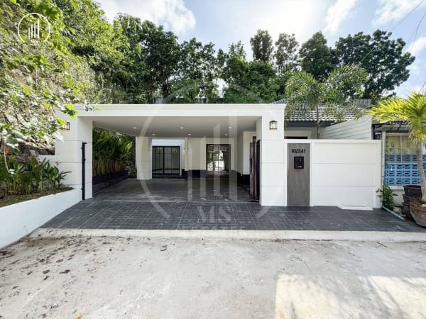 Main image of Maneekram Jomthong Village, Chalong - HSCL2792