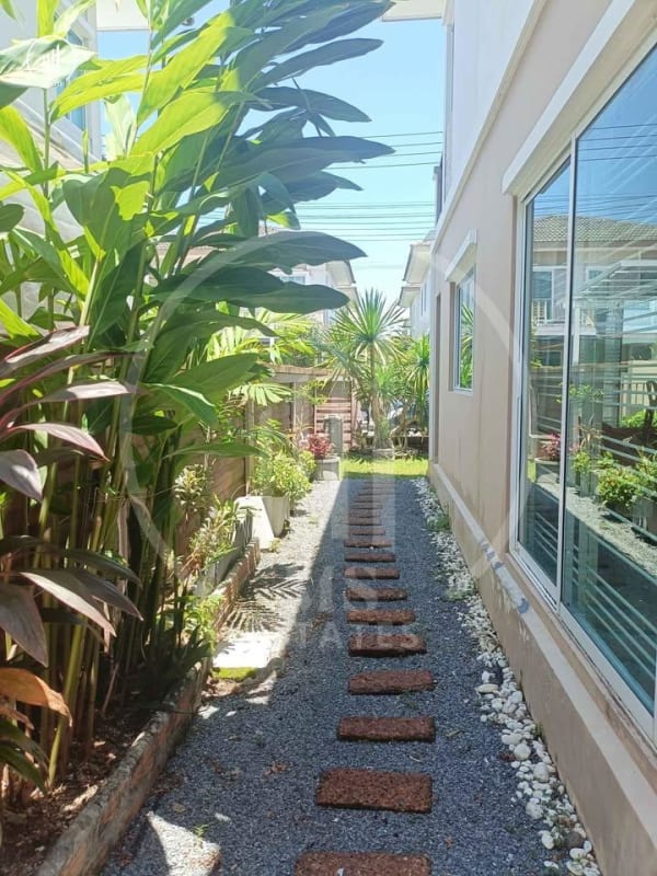 Main image of Passorn Kathu Village  - HRKT2795