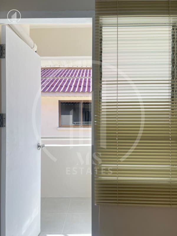 Image of  Keha Baan Pon - CSTL2965