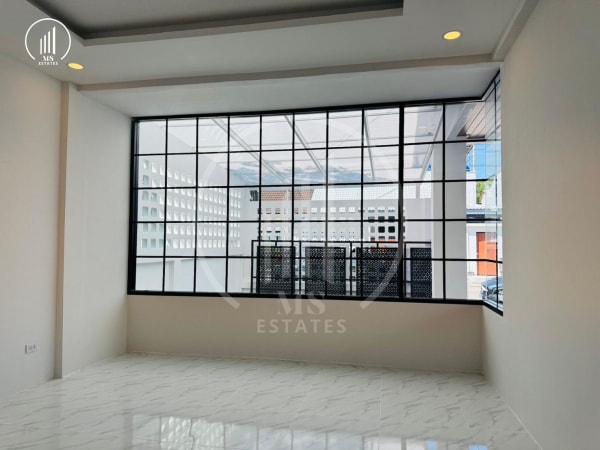 Main image of Sri Suchart 3 - HSMP2332