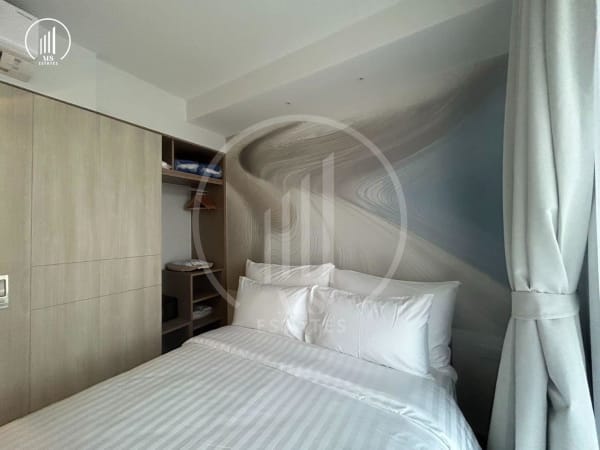 Main image of Skypark Lake View condo - CRBT2184