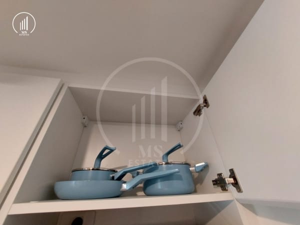 Main image of Phyll Condominium - CRMP1849