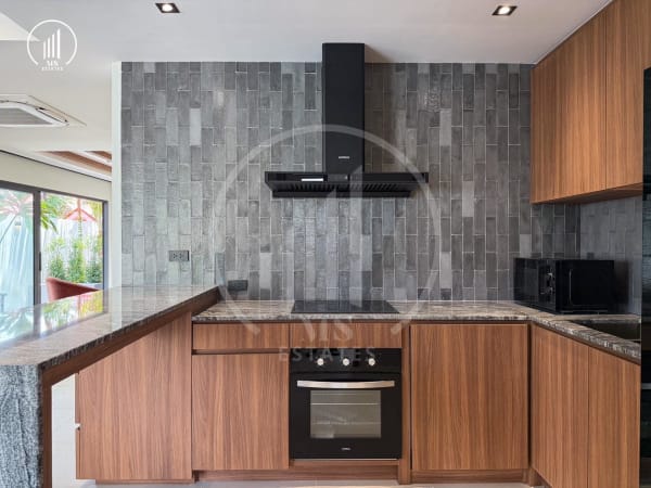 Image of Newly completed pool villa - VRCL2328