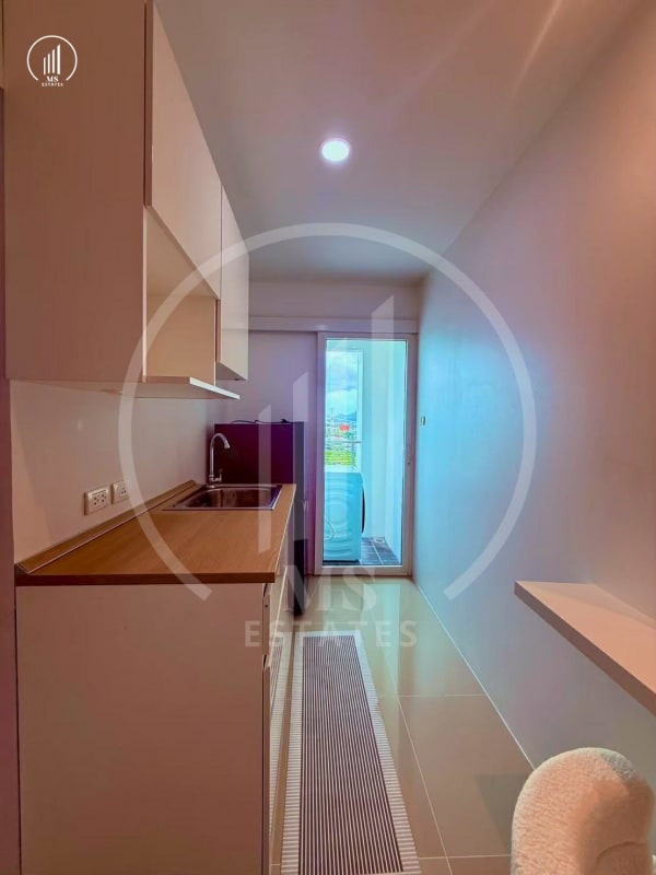 Image of The Royal Place Condominium - CRMP3189