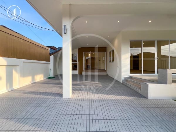 Main image of Suan Naremit 5  - HSTL2066