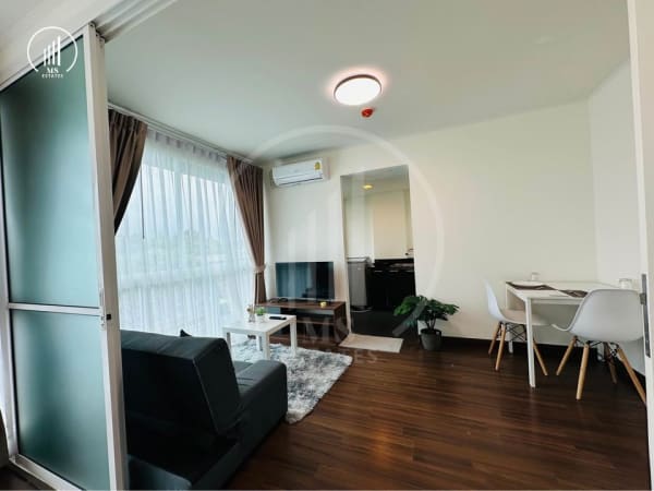 Main image of The Wide Condominium - CRCL1762