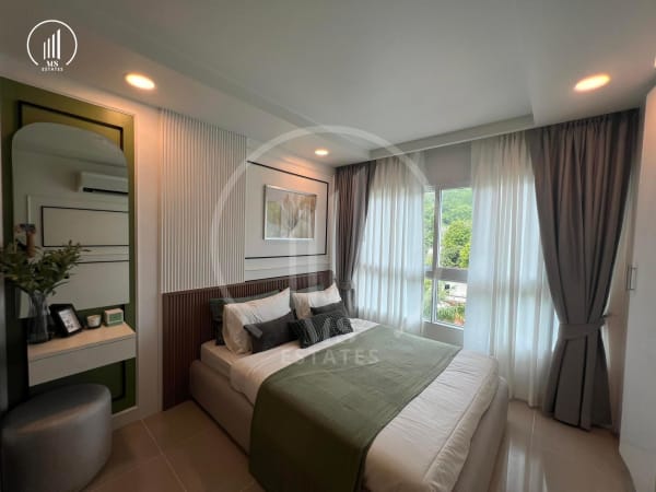 Main image of Royal Place Condominium - CSMP2250