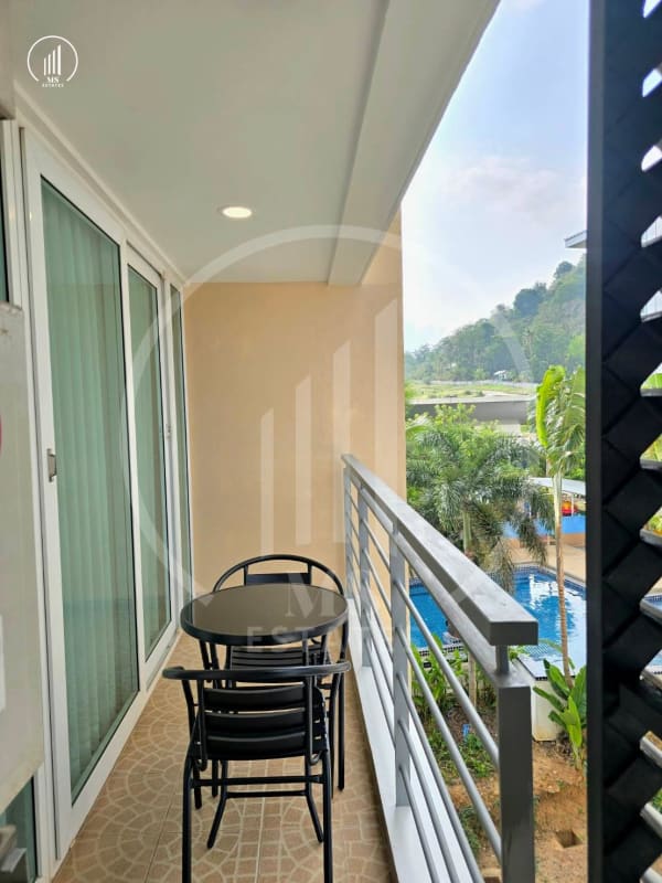 Main image of The Royal Place - CSMP2333