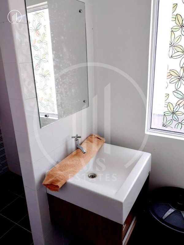 Image of Corner House Behind Thalang Hospital - HSTL3114