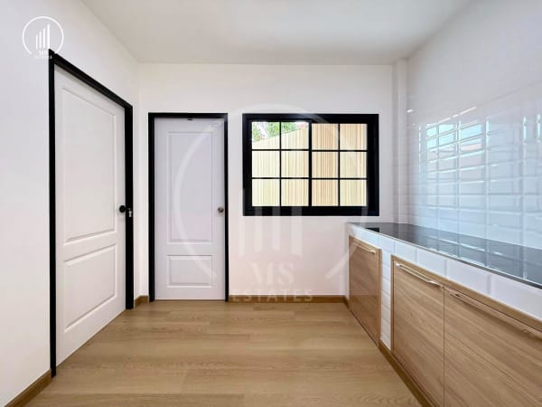 Main image of House for Sale! Soi Thep Anusorn 6, Wichit - HRWC2796