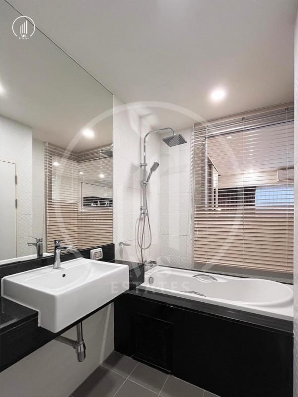 Main image of Chic Condominium  - CSKA2290