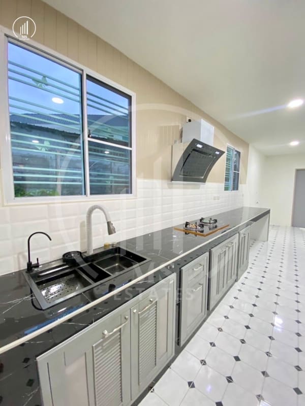 Main image of Srisuchat 5 - HSMP2135