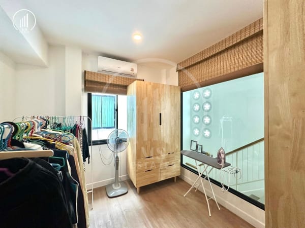 Main image of Mono Koh Kaew - HRKK2987