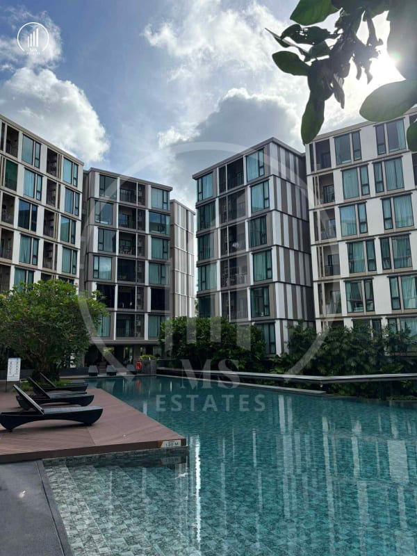 Main image of The Best Uptown condominium - CRMP3005